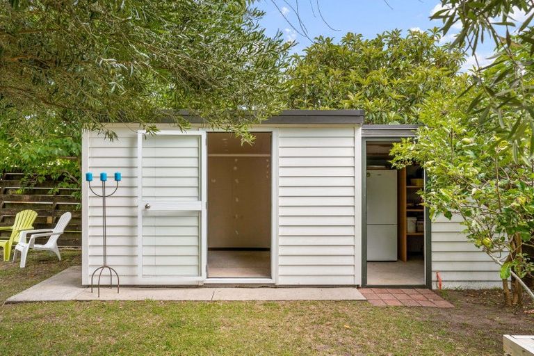 Photo of property in 218 Patuwai Drive, Whangamata, 3620