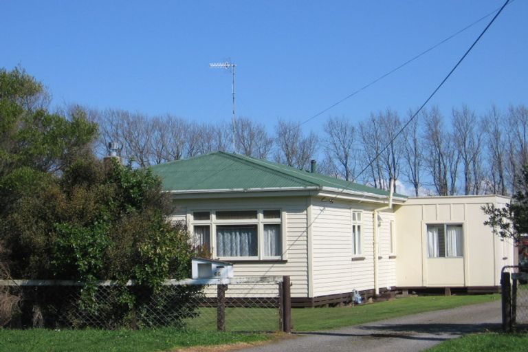 Photo of property in 66 Norbiton Road, Foxton, 4814