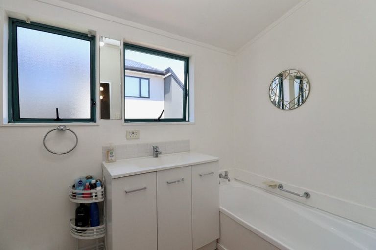 Photo of property in 21b William Avenue, Greenlane, Auckland, 1061