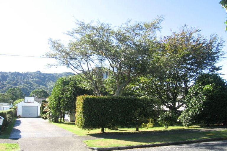 Photo of property in 21 Maher Street, Elderslea, Upper Hutt, 5018