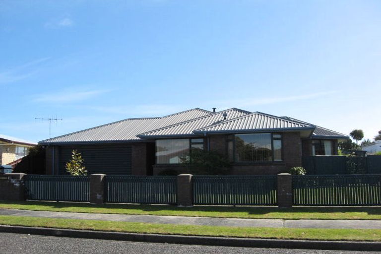 Photo of property in 8 Archer Place, Carters Beach, Westport, 7825