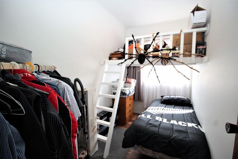 Photo of property in 13 Atkinson Street, Woodville, 4920