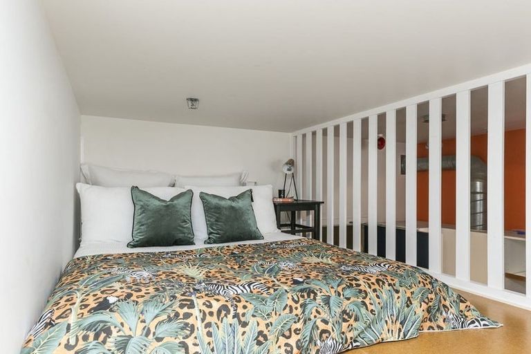Photo of property in Hannahs Warehouse, 3/13 Leeds Street, Te Aro, Wellington, 6011