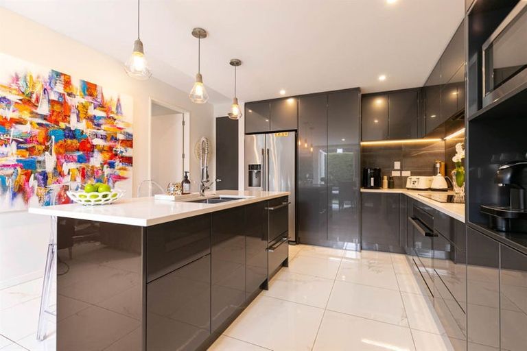 Photo of property in 14 Torea Tai Road, Hobsonville, Auckland, 0616