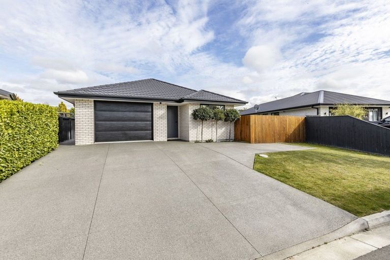 Photo of property in 24 John Raven Lane, Woodend, 7610