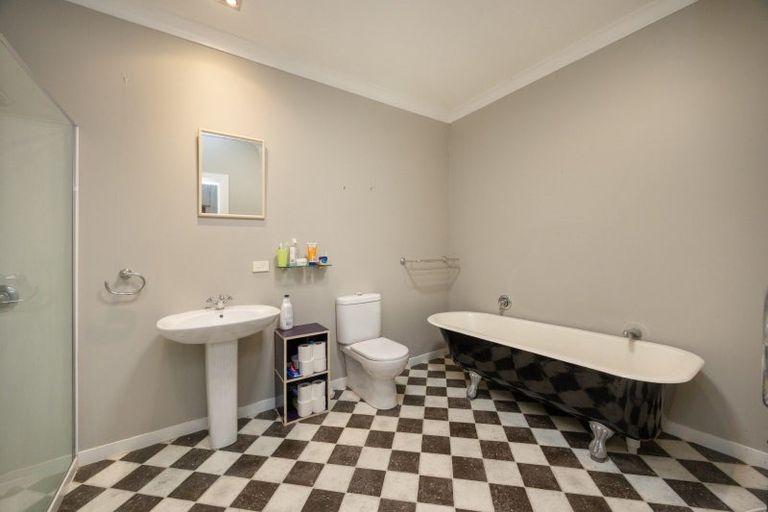 Photo of property in 1226 Kairanga Bunnythorpe Road, Kairanga, Palmerston North, 4475
