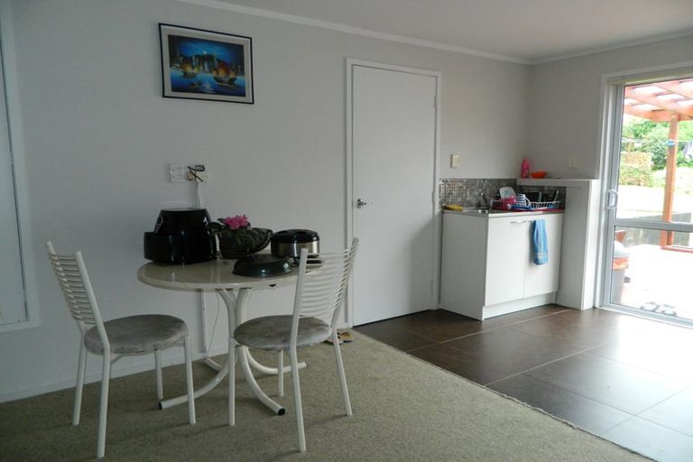 Photo of property in 73 Chartwell Avenue, Glenfield, Auckland, 0629