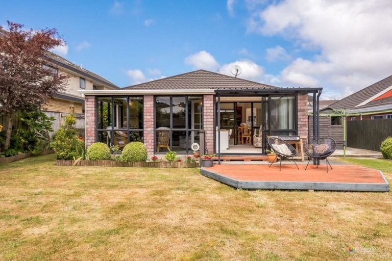 Photo of property in 22 De Menech Grove, Avalon, Lower Hutt, 5011