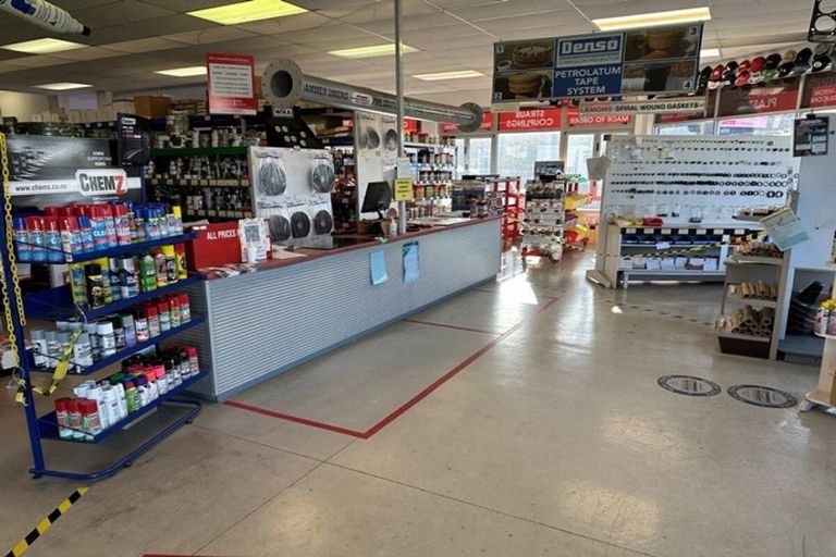 Photo of property in 336 Devon Street West, New Plymouth, 4310