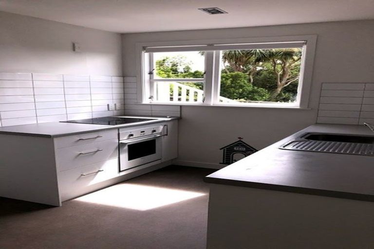 Photo of property in 19 Mallam Street, Karori, Wellington, 6012