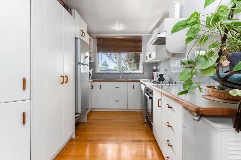 Photo of property in 65a Robinson Avenue, Holdens Bay, Rotorua, 3010