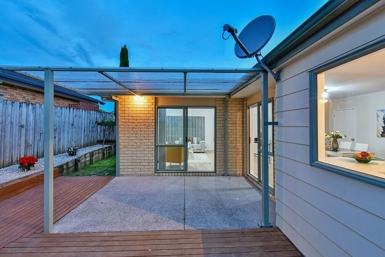 Photo of property in 41 Robin Brooke Drive, Flat Bush, Auckland, 2019