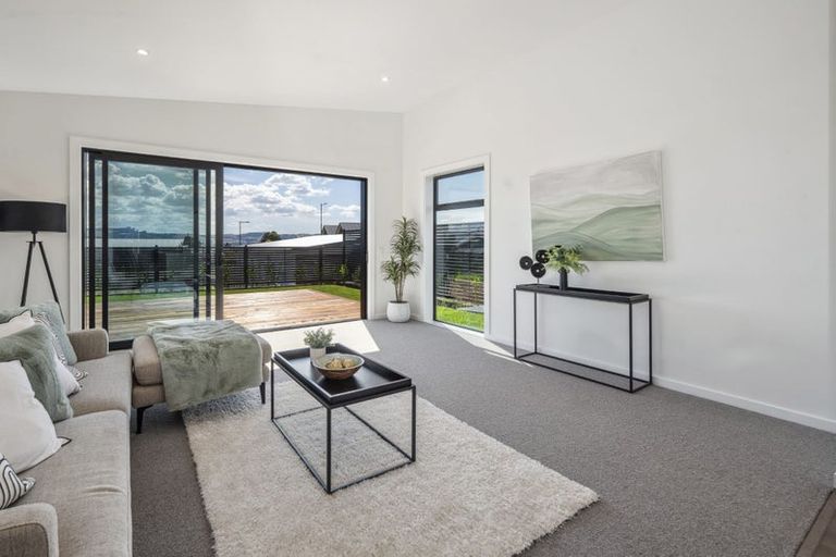 Photo of property in 6 Uta Lane, Wharewaka, Taupo, 3330