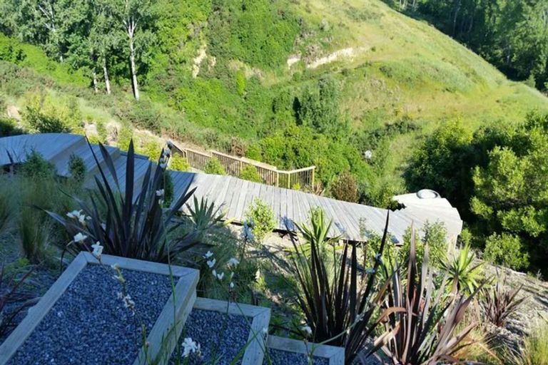 Photo of property in 24 Heemskerck Place, Britannia Heights, Nelson, 7010