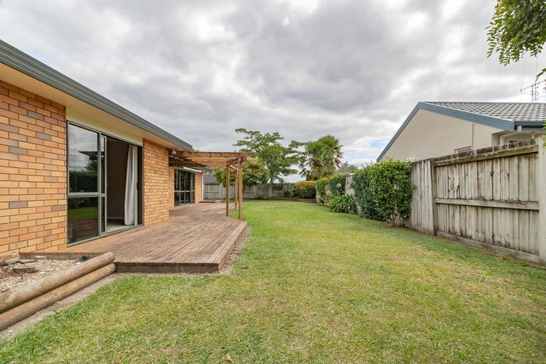 Photo of property in 44 Cranbrook Place, Rototuna North, Hamilton, 3210