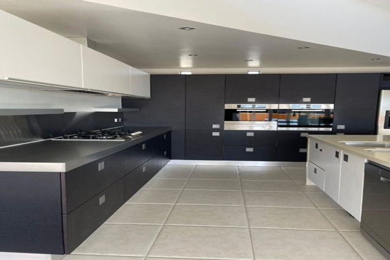 Photo of property in 1007 Beach Road, Torbay, Auckland, 0630