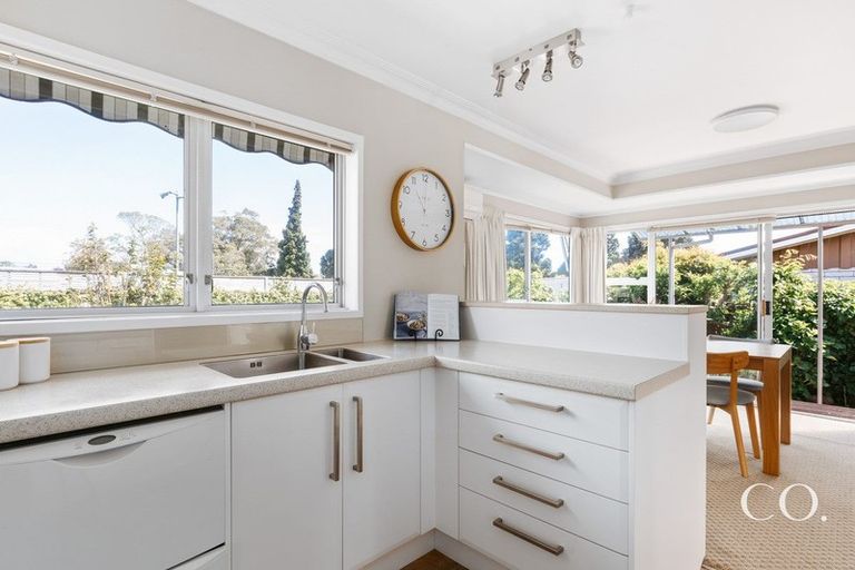 Photo of property in 12 Cedar Grove, Matua, Tauranga, 3110