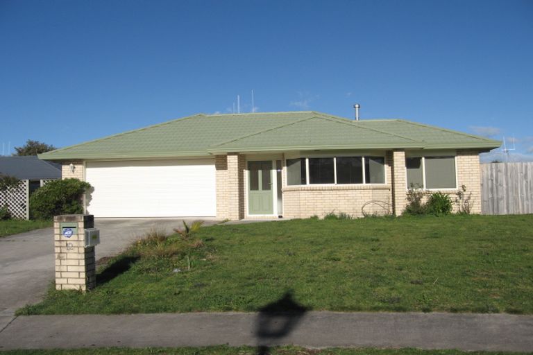 Photo of property in 12 Arundel Place, Nawton, Hamilton, 3200