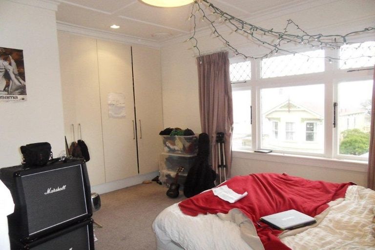 Photo of property in 19 Austin Street, Mount Victoria, Wellington, 6011