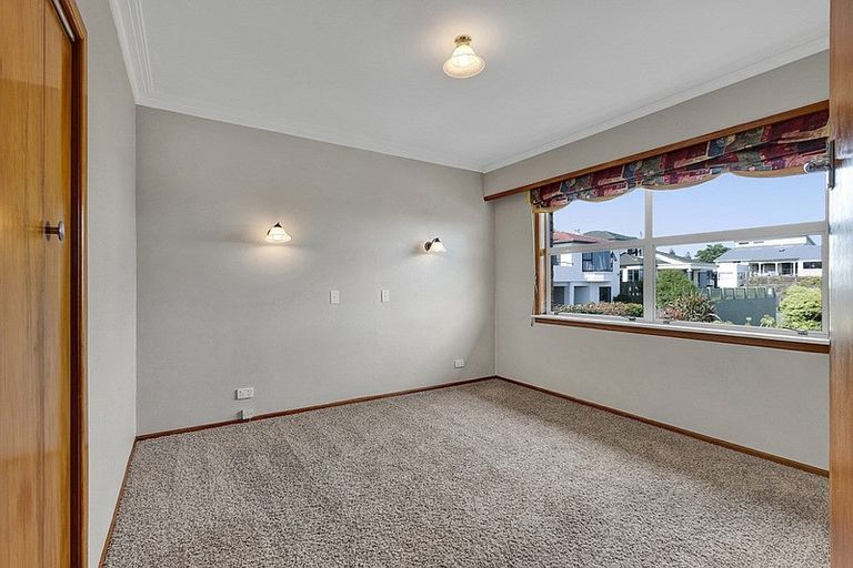 Photo of property in 83a Eliot Street, New Plymouth, 4310