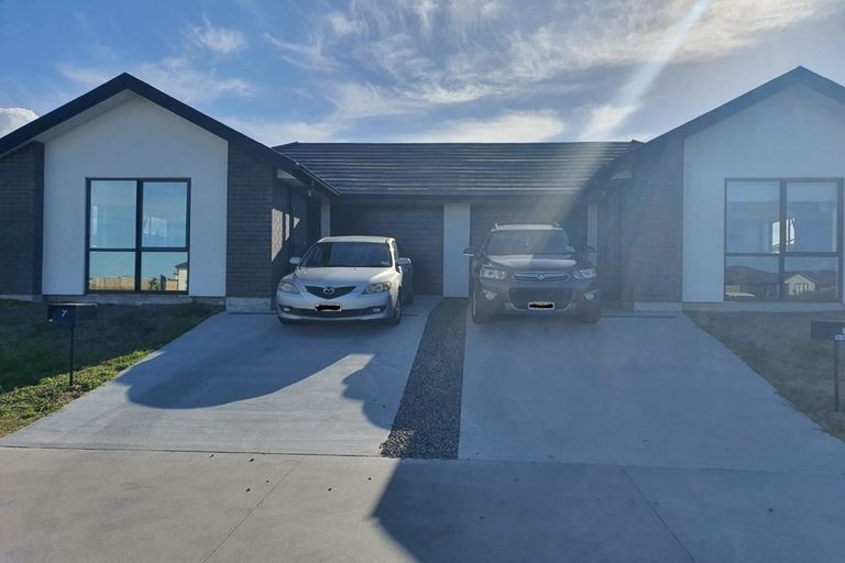 Photo of property in 7 Kahotea Place, Papamoa Beach, Papamoa, 3118