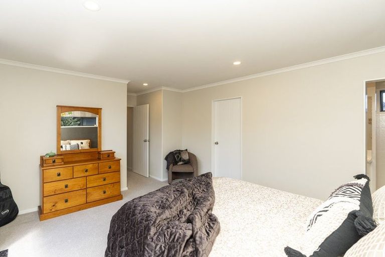 Photo of property in 1 San Clemento Way, Rototuna, Hamilton, 3210