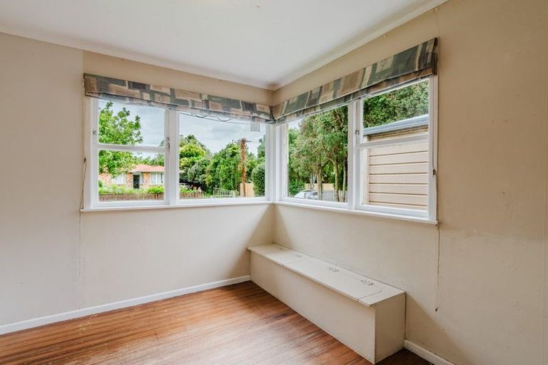 Photo of property in 35 Coleridge Drive, Enderley, Hamilton, 3214