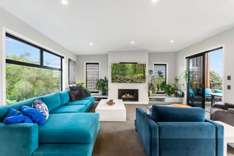 Photo of property in 3 Sandhurst Drive, Papamoa Beach, Papamoa, 3118