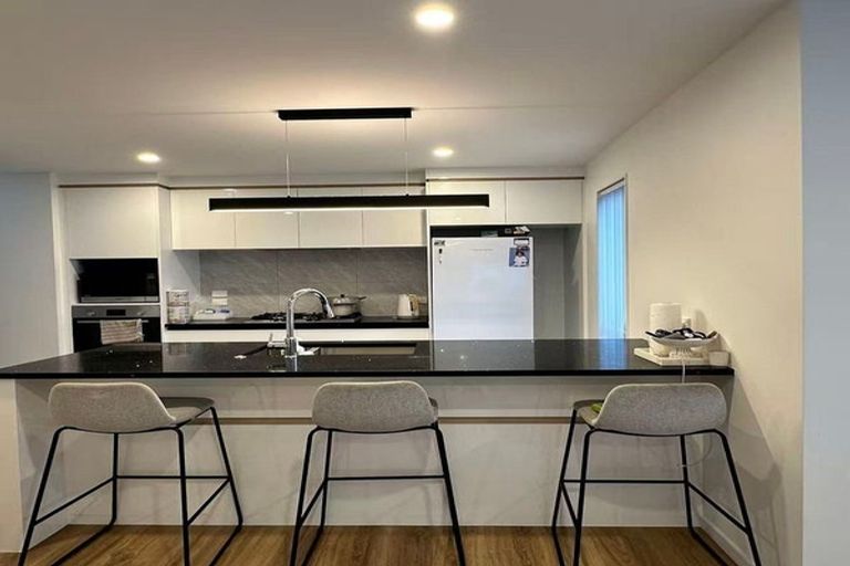 Photo of property in 20a Edwards Avenue, Henderson, Auckland, 0610