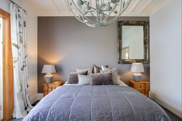 Photo of property in 12 Farndon Road, Clive, 4102