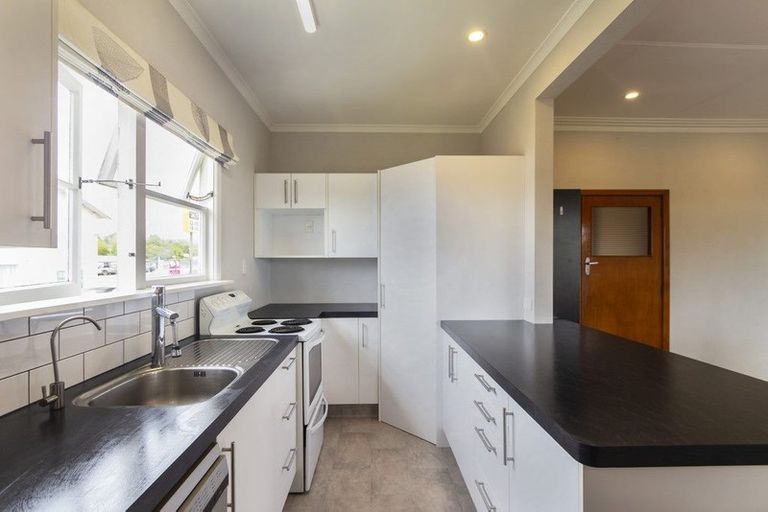 Photo of property in 34 London Street, Hampden, 9410