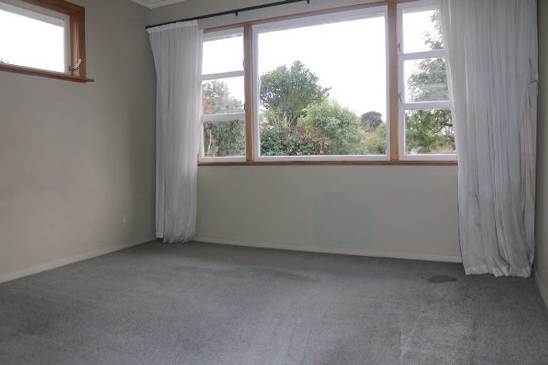 Photo of property in 140 Victoria Avenue, Hokowhitu, Palmerston North, 4410