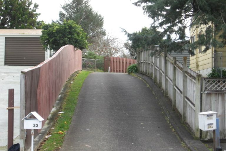 Photo of property in 22 Mcquarrie Avenue, Wattle Downs, Auckland, 2103
