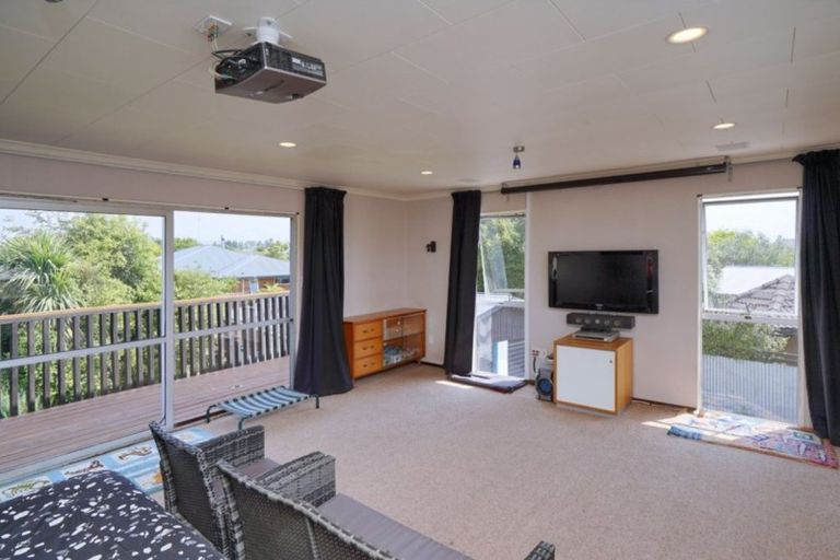 Photo of property in 15 Bowie Drive, Woodend, 7610