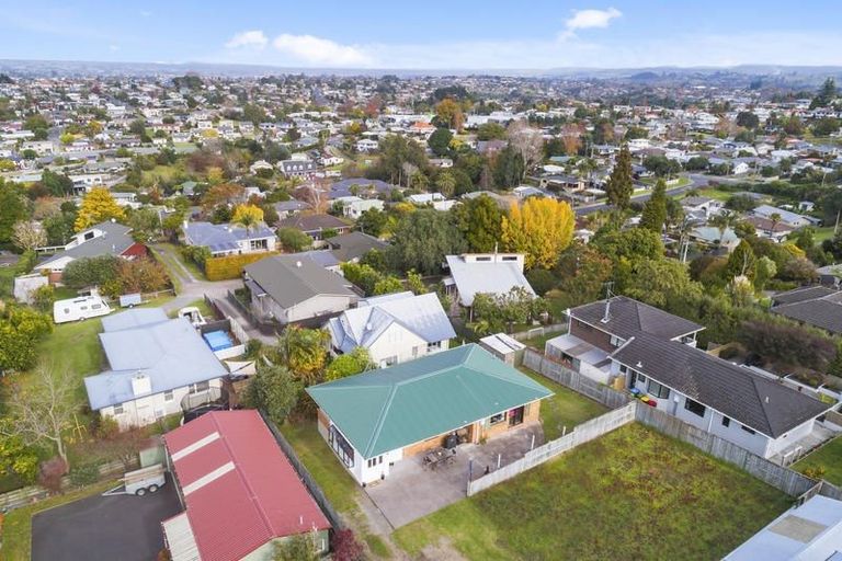 Photo of property in 17b Wiremu Street, Brookfield, Tauranga, 3110