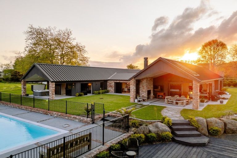 Photo of property in 108 Osborne Road, Horsham Downs, Hamilton, 3281