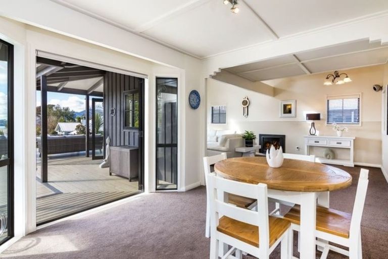 Photo of property in 735 Acacia Bay Road, Acacia Bay, Taupo, 3330