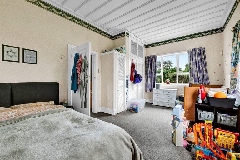 Photo of property in 9 Kaipi Street, Manaia, 4612