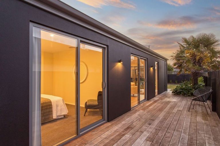 Photo of property in 408a Bower Avenue, Parklands, Christchurch, 8083