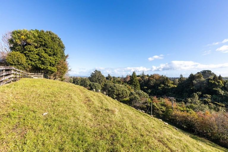 Photo of property in 826 Mokau Road, Mimi, Urenui, 4377