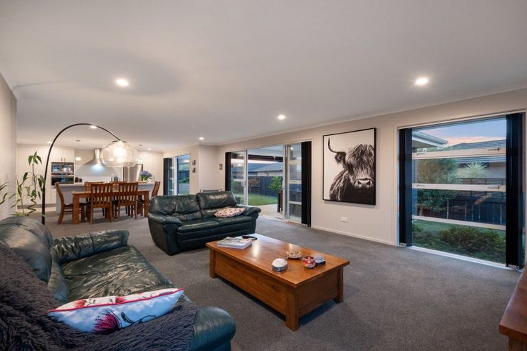 Photo of property in 48 Farrier Street, Papamoa, 3118