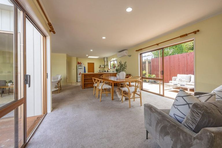 Photo of property in 1/51a View Road, Henderson, Auckland, 0612