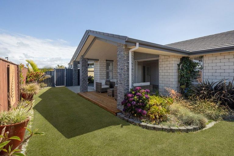 Photo of property in 53 Omega Place, Coastlands, Whakatane, 3120
