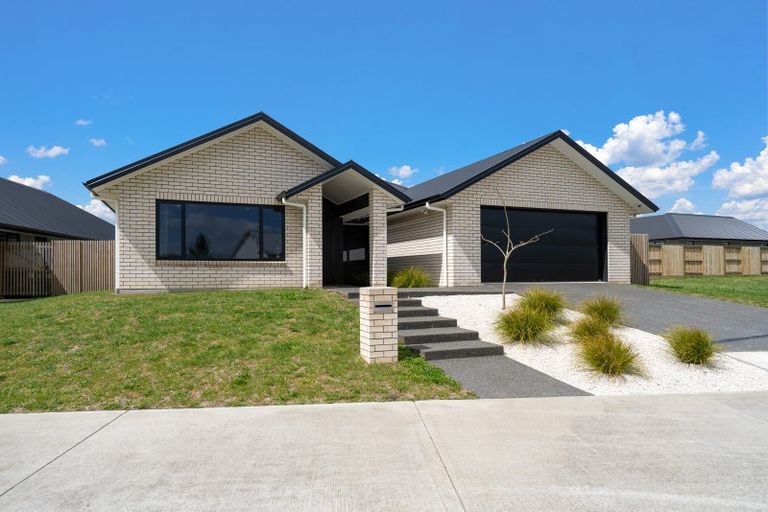 Photo of property in 2 Keri Rua Road, Leamington, 3495