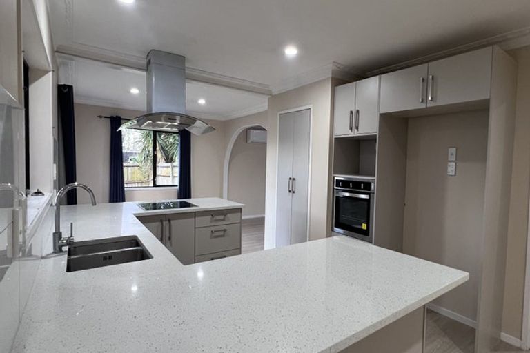 Photo of property in 1 Matuku Place, Papatoetoe, Auckland, 2025