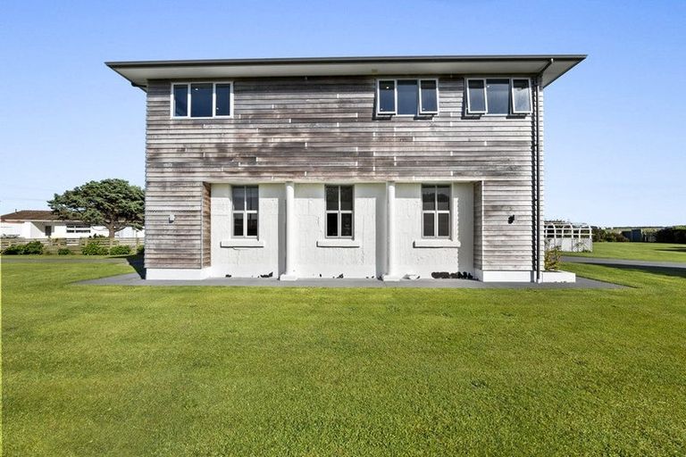 Photo of property in 3 Ponderosa Place, Opunake, 4616