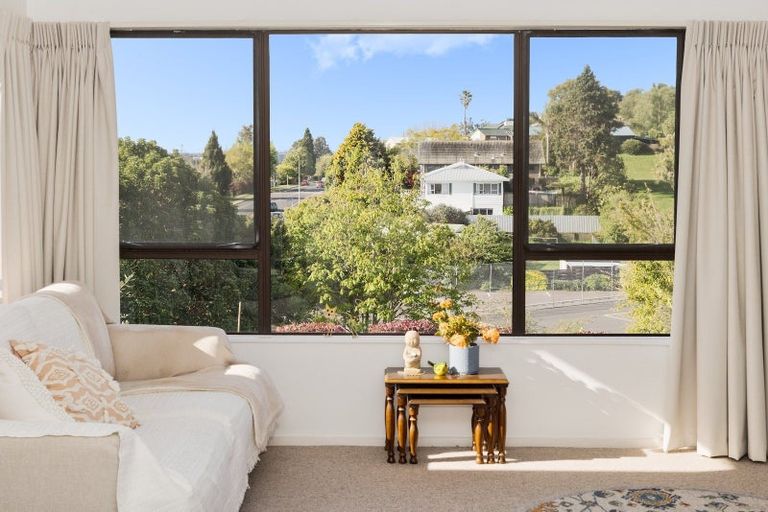 Photo of property in 5 Holmburn Street, Welcome Bay, Tauranga, 3112