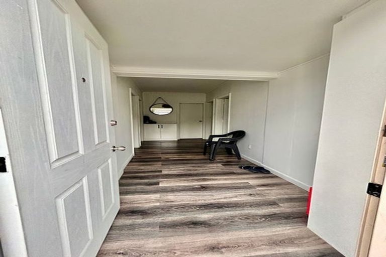 Photo of property in 360 Blenheim Road, Upper Riccarton, Christchurch, 8041