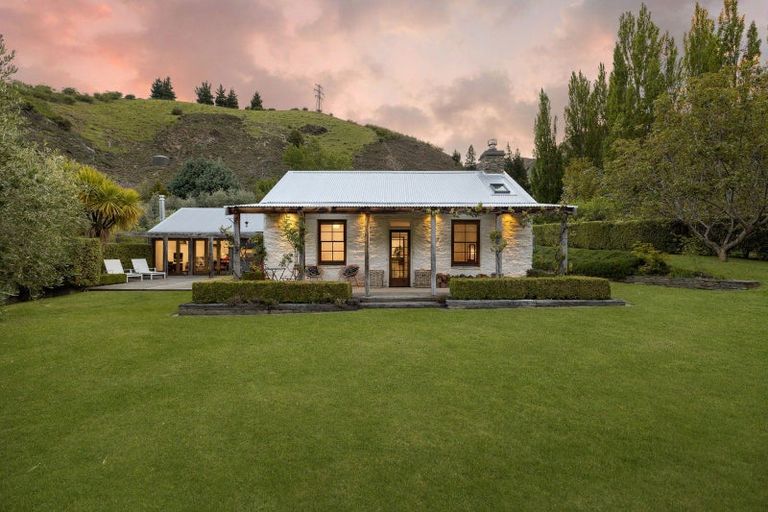 Photo of property in 1800 Gibbston Highway, Gibbston, Queenstown, 9371