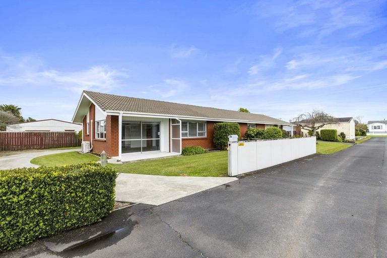 Photo of property in 6a Morrow Avenue, St Andrews, Hamilton, 3200